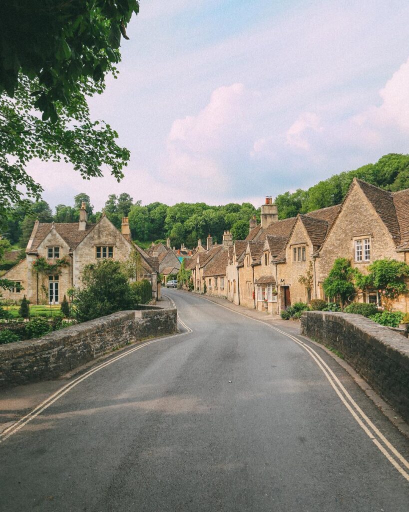 The Very Best Ways To Travel Around England - Hand Luggage Only