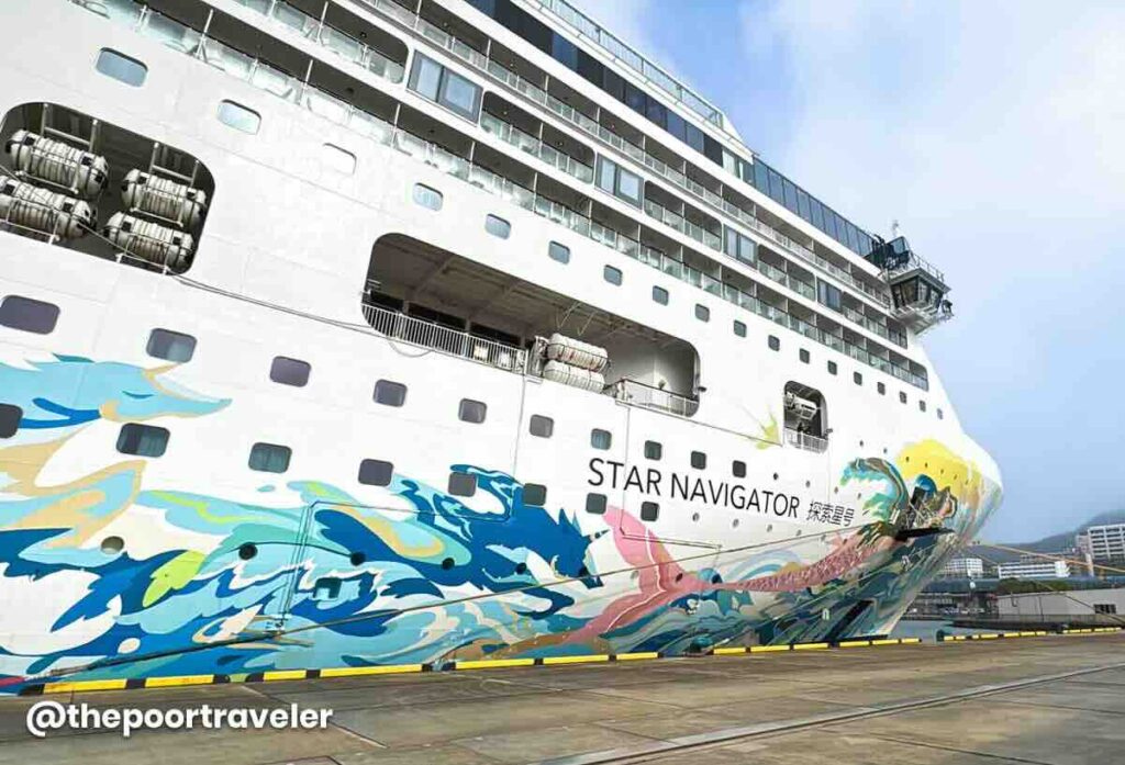 StarCruises Star Navigator Ship